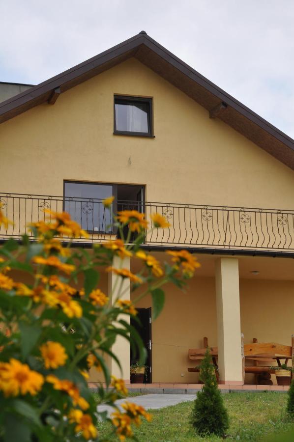 Przylesie Apartment Униейов Екстериор снимка