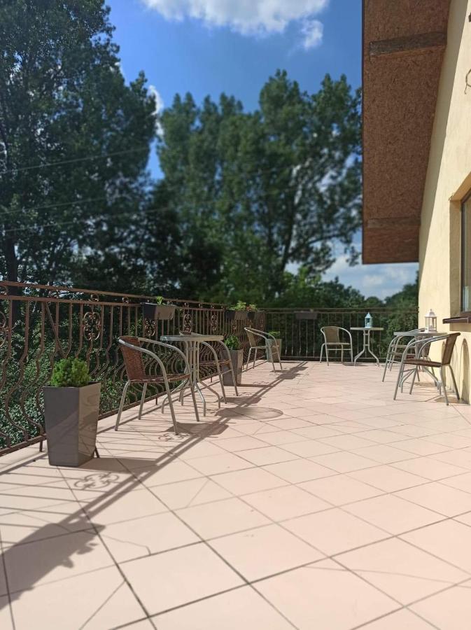 Przylesie Apartment Униейов Екстериор снимка